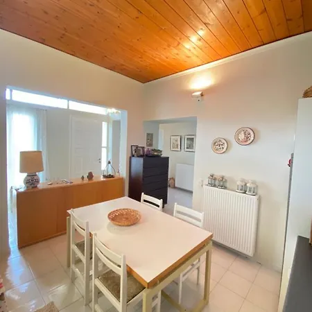 Mata's Spacious 펜션 애스트로스