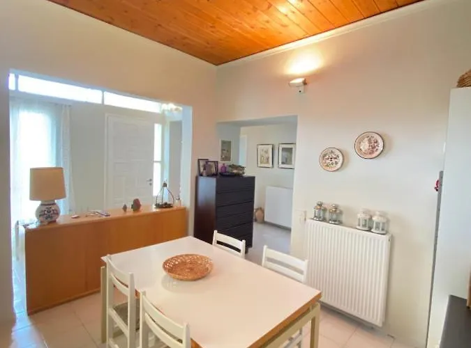 Mata's Spacious Feriehus Astros